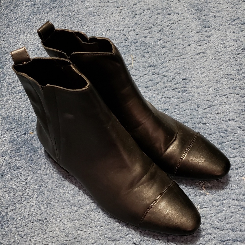 Boots - Picture 2 of 2